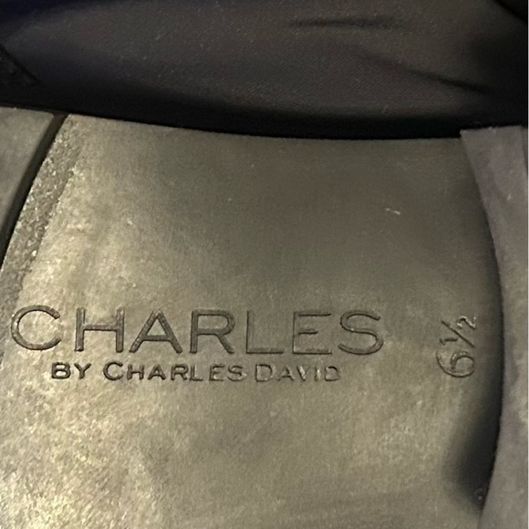 CHARLES by Charles David ROSE Women's Size 6 1/2 Black Stretch Suede Pull-on - Picture 7 of 7